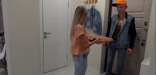  Pizza Delivery For a Horny Bitch | Letty Black